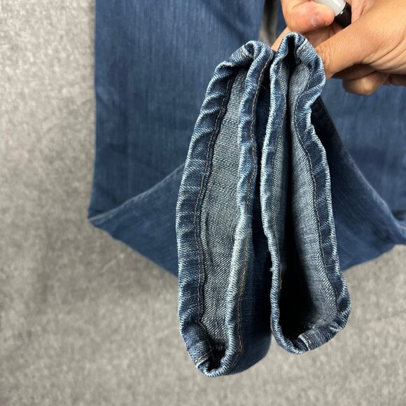 Wrangler Q-Baby Womens No-Gap Waistband Bootcut Jeans Size 0X34 Blue Stretch Den - Picture 14 of 16